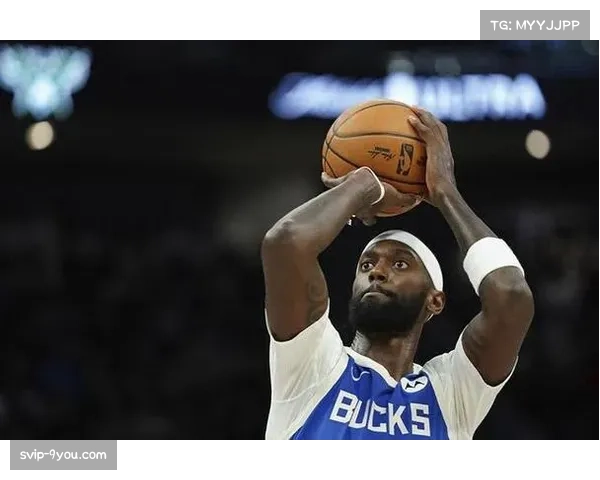 雄鹿波蒂斯场均9篮板 但球队进攻效率仅第六位